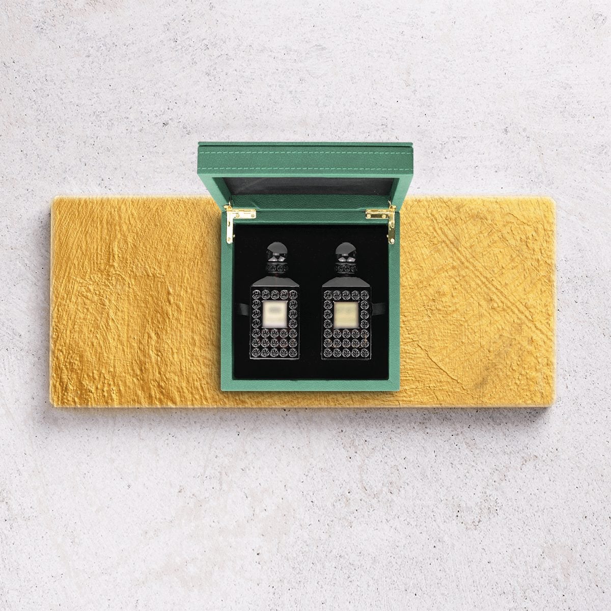 Luxury Perfume Box – 125ml x2